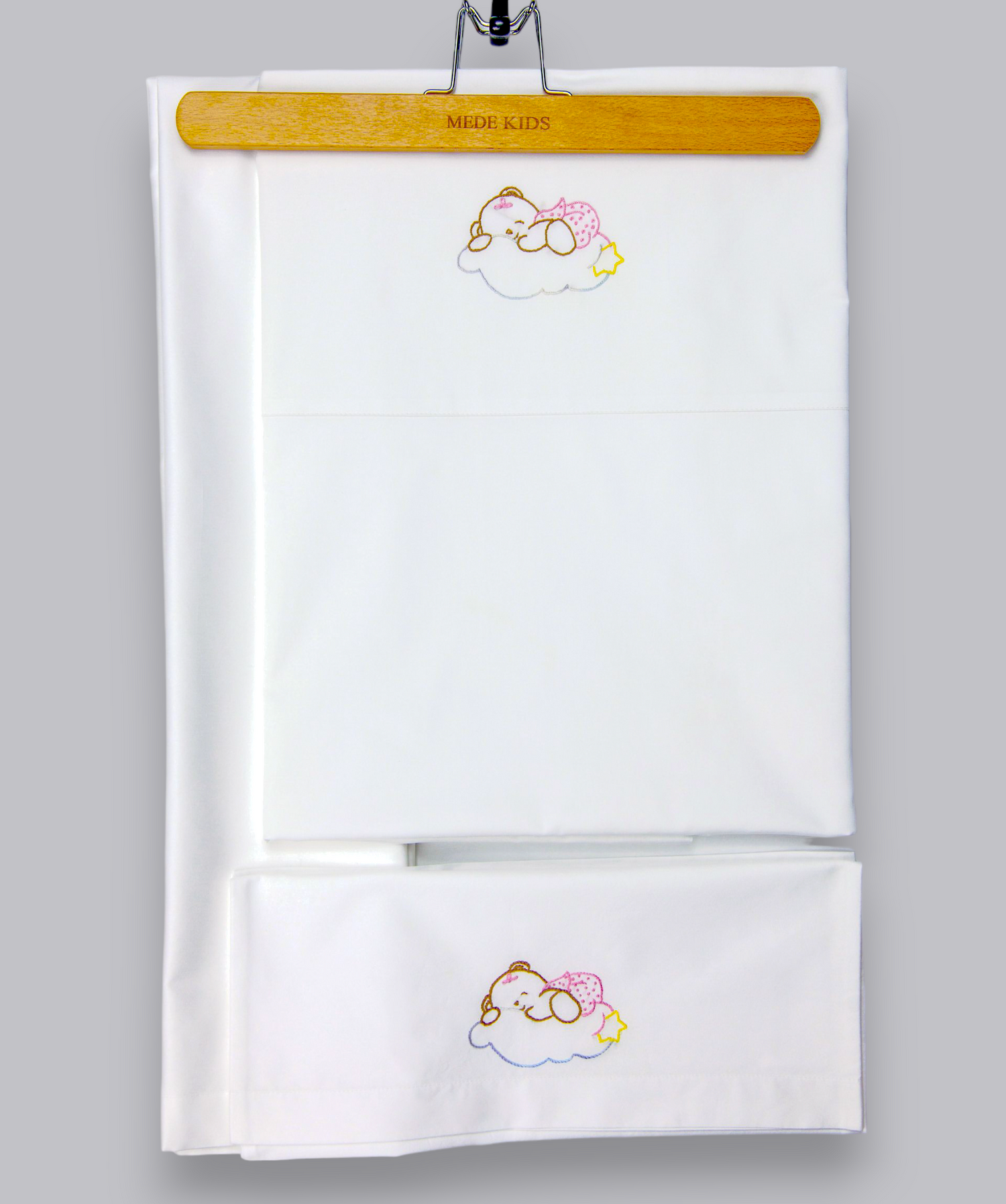 02005 HANDMADE EMBROIDERED SLEEPING BEAR BED SET ( 80 x 120 cm )