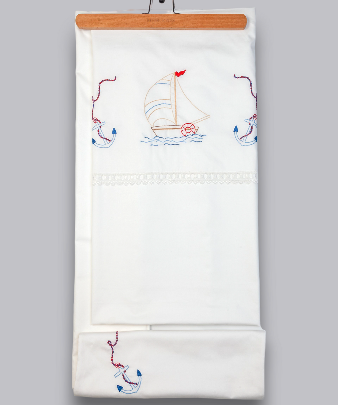 02035 HANDMADE EMBROIDERED SAILING BOAT BED SET ( 80 x 120 cm )