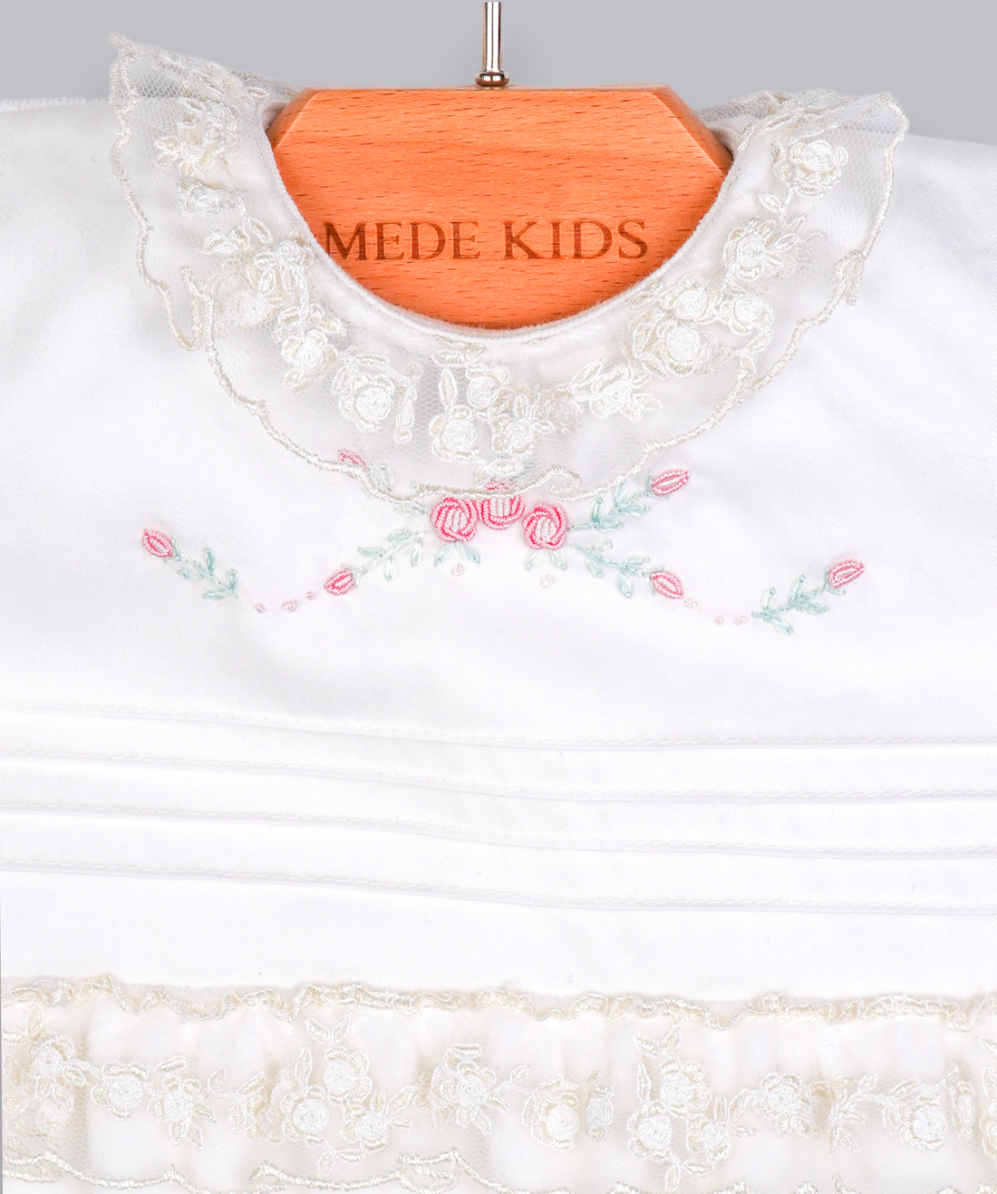 41015 VELVET ROSE CROWN HANDMADE EMBROIDERY NEWBORN OUTFIT 5-PCS SET