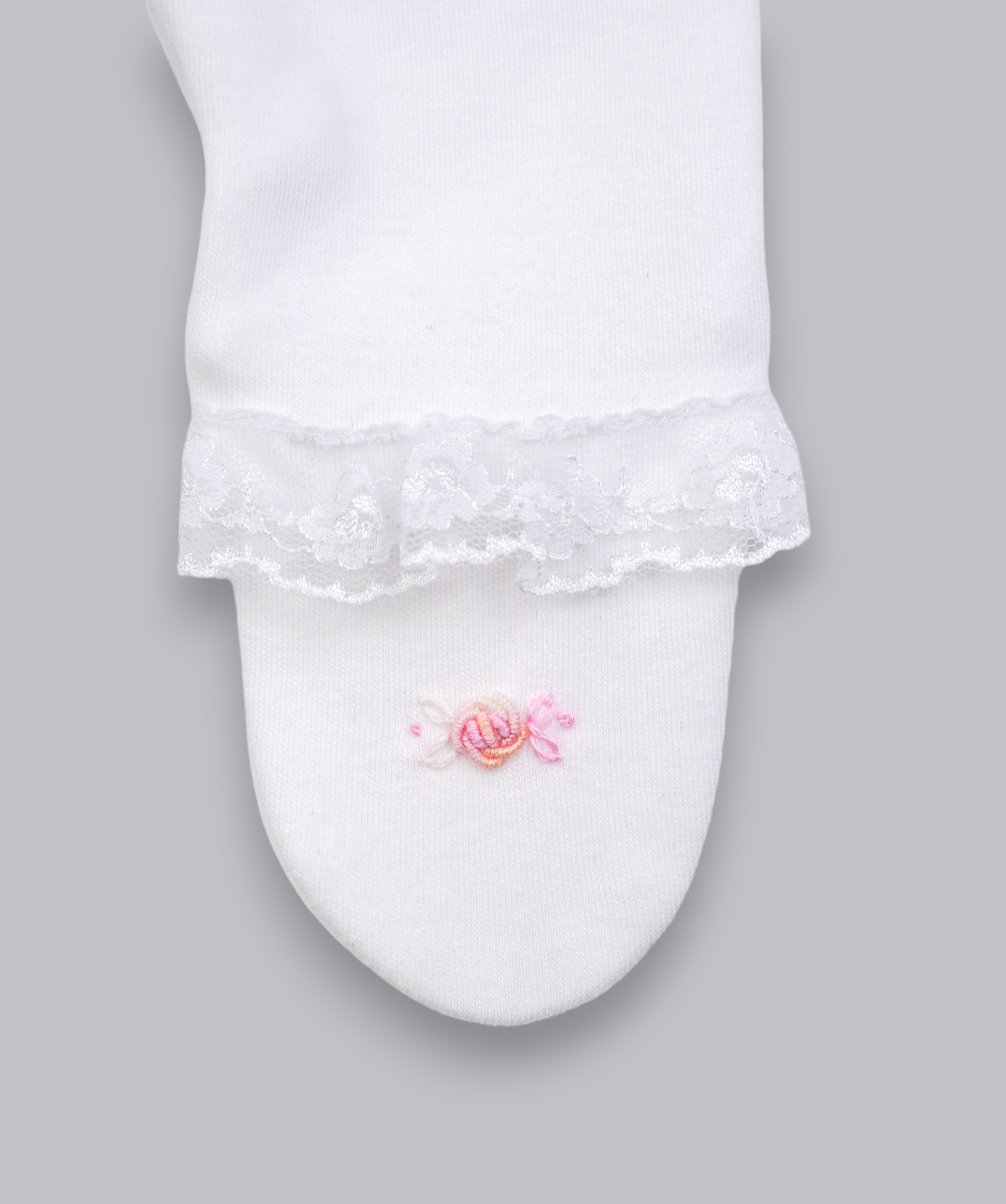 53001 ROSE HANDMADE EMBROIDERY NEWBORN OUTFIT 5-PCS SET