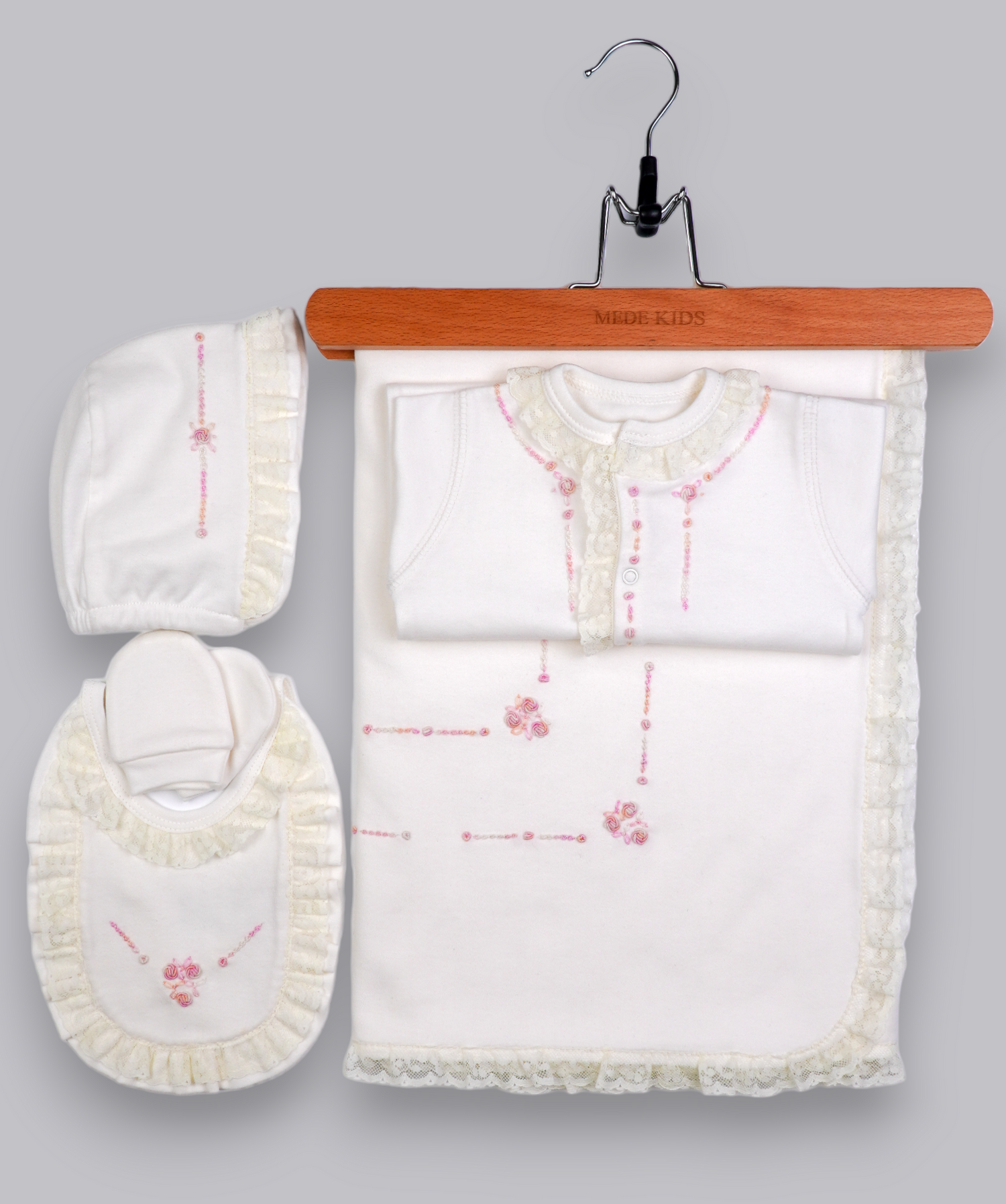 41018 HANDMADE EMBROIDERY NEWBORN OUTFIT 5-PCS SET