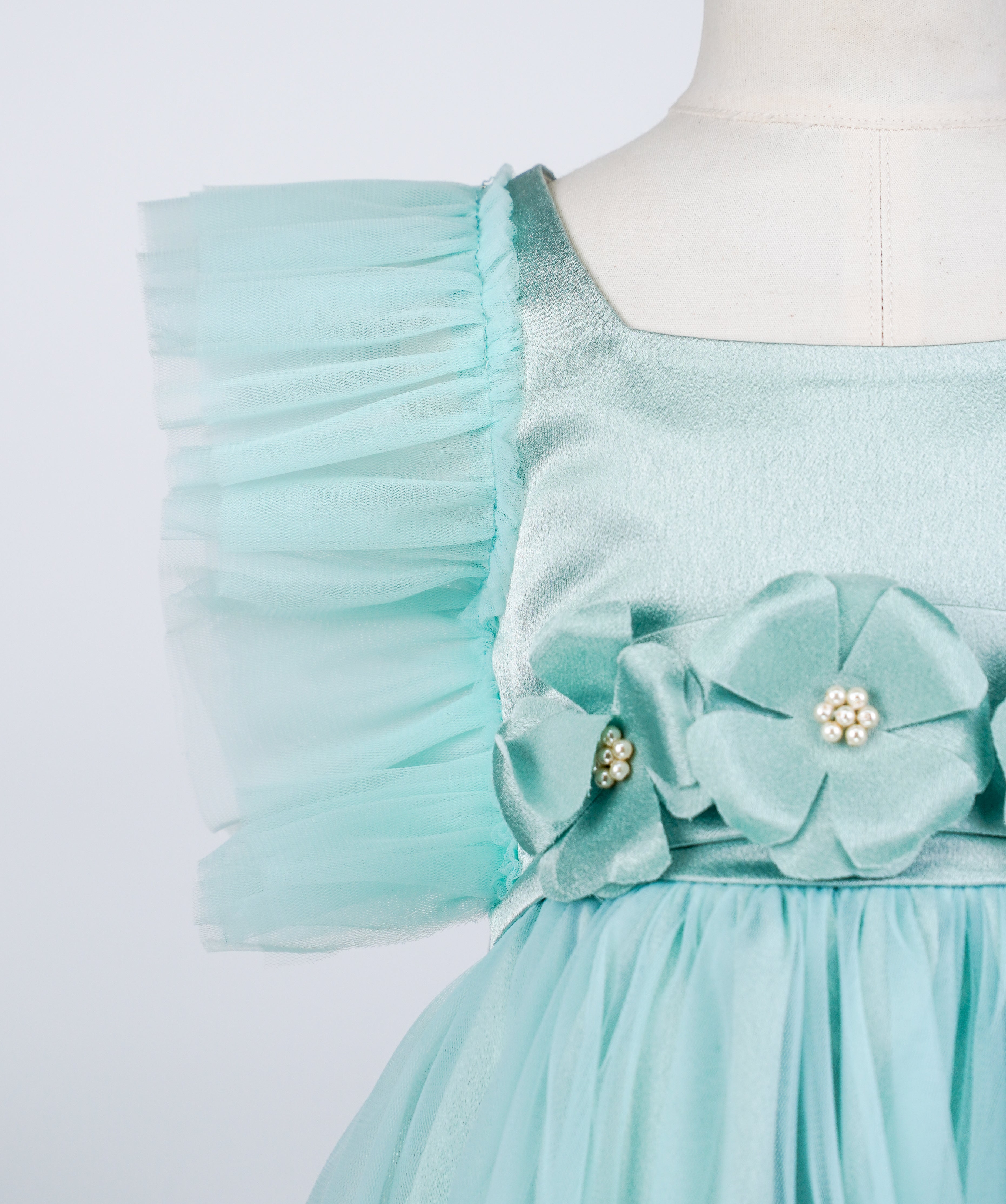 04095 GREEN ROSES TULLE HANDMADE BABY DRESS