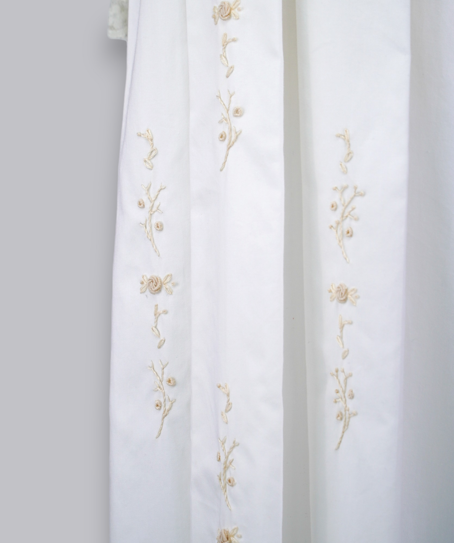 04121 LUXURY EMBROIDERY CHRISTENING GOWN BABY GIRL DRESS