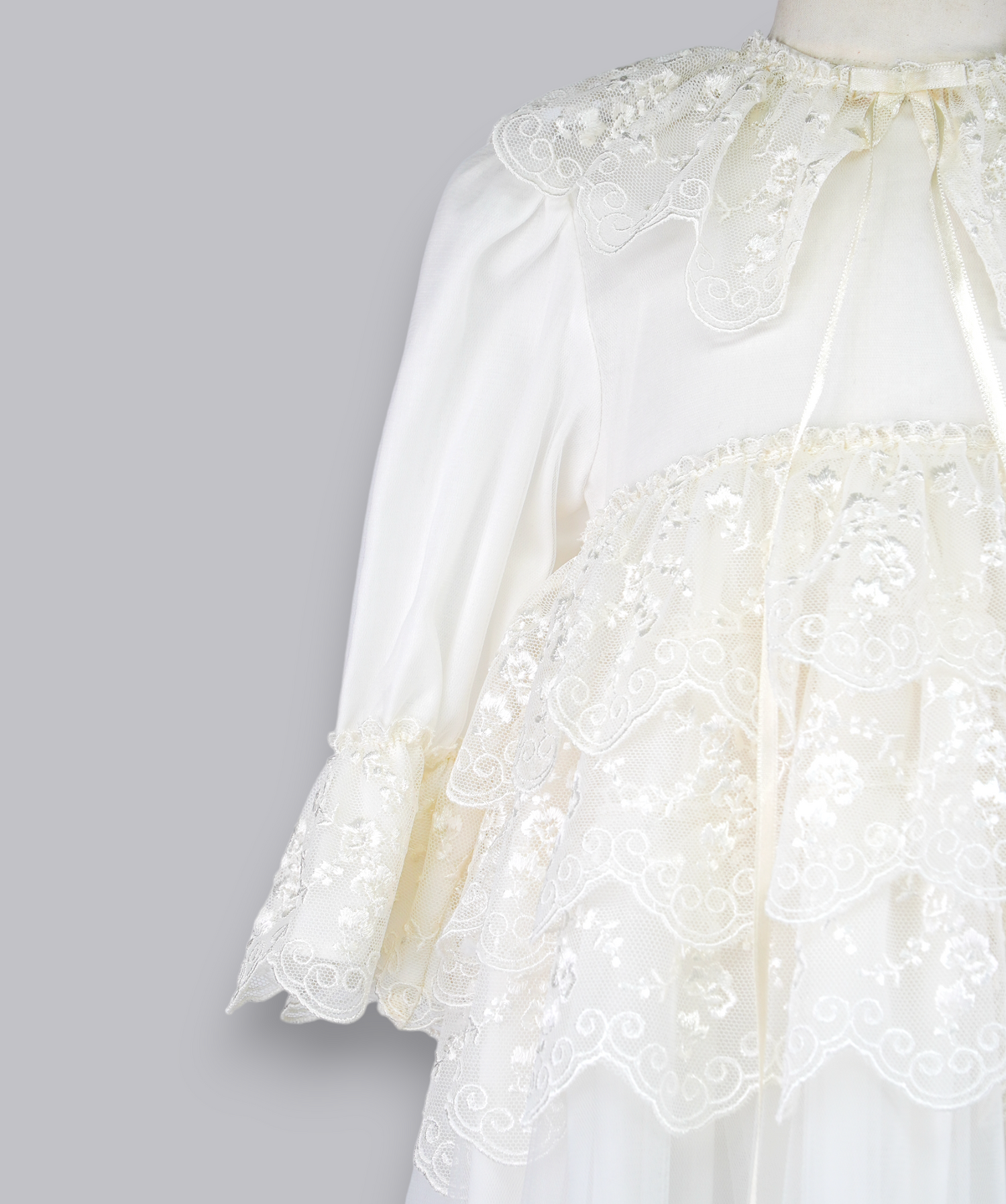 04120 LUXURY EMBROIDERY CHRISTENING GOWN BABY GIRL DRESS