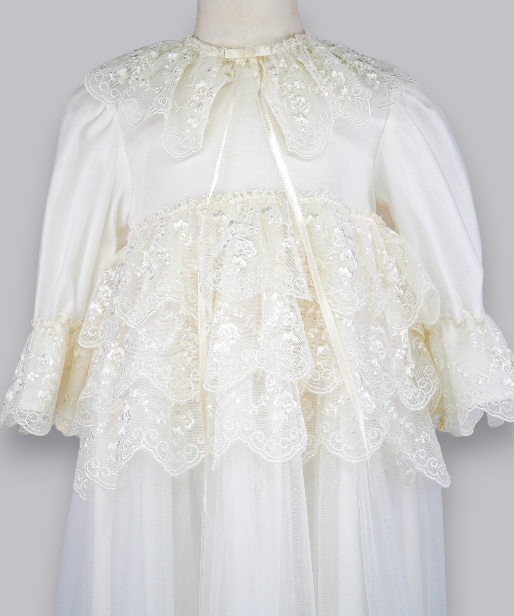 04120 LUXURY EMBROIDERY CHRISTENING GOWN BABY GIRL DRESS