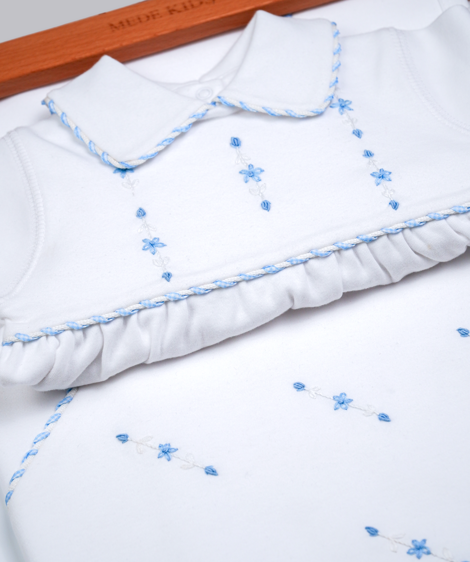 41028 STARS HANDMADE EMBROIDERY NEWBORN OUTFIT 5-PCS SET