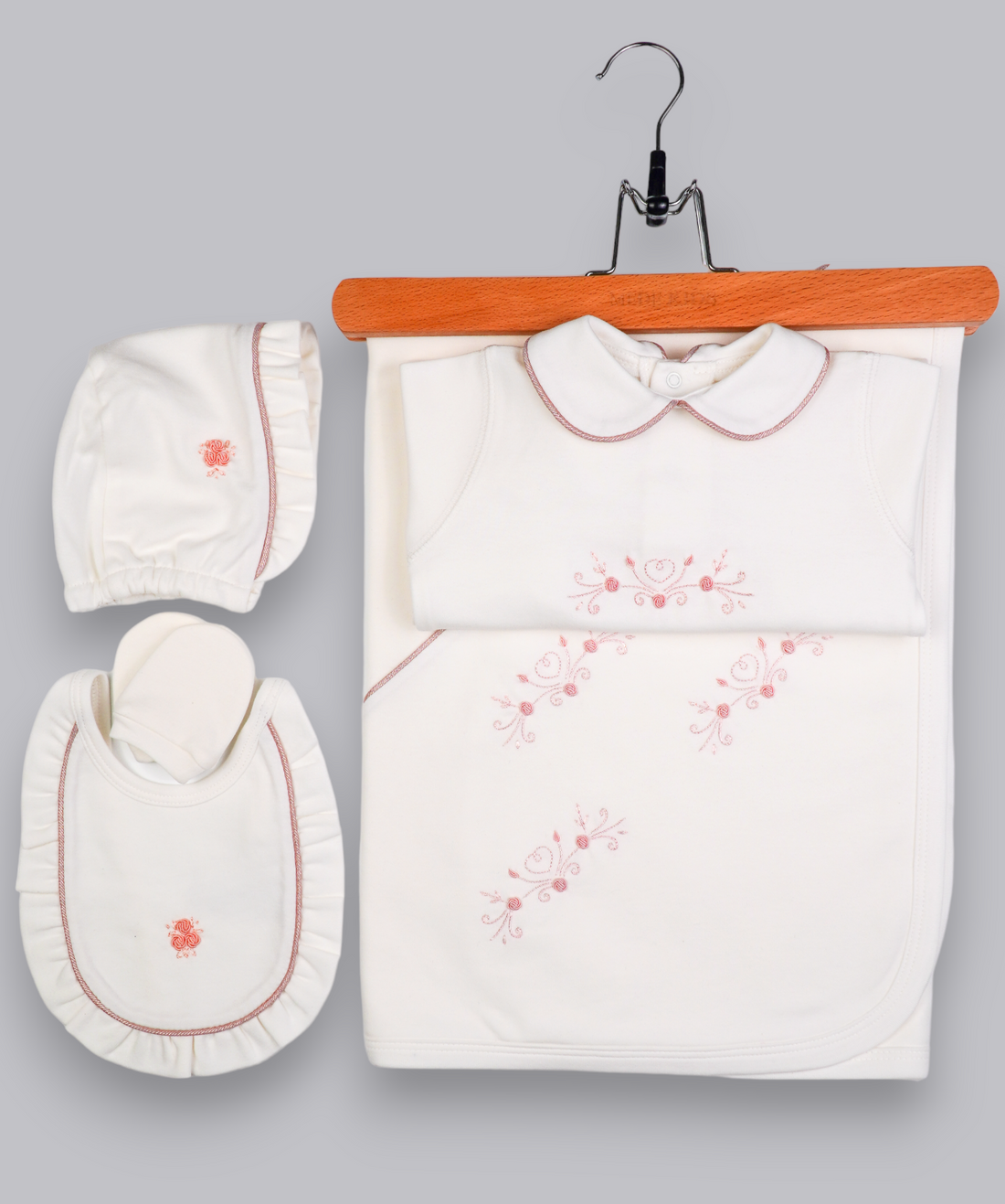 41031 HEART CROWN HANDMADE EMBROIDERY NEWBORN OUTFIT 5-PCS SET