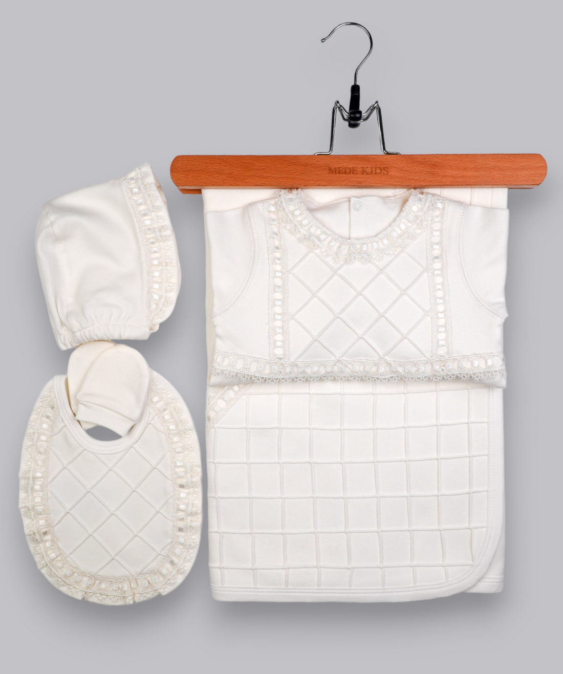 41027 LUXURY HANDMADE EMBROIDERY NEWBORN OUTFIT 5-PCS SET