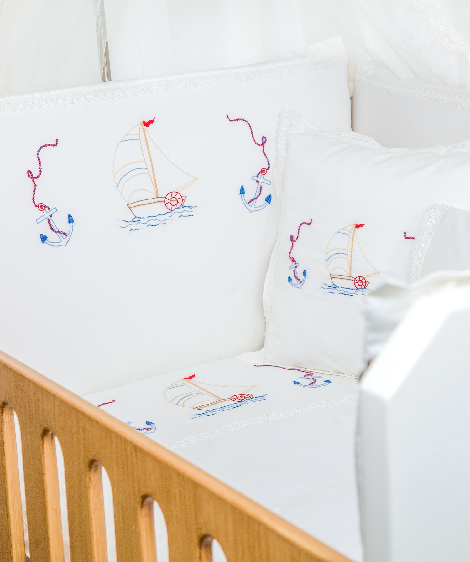 006 LUXURY HANDMADE EMBROIDERED SAILING BOAT BED SET